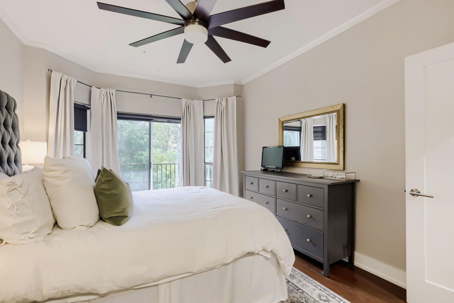 1741 Spyglass DR # 223 Unit: 1-223