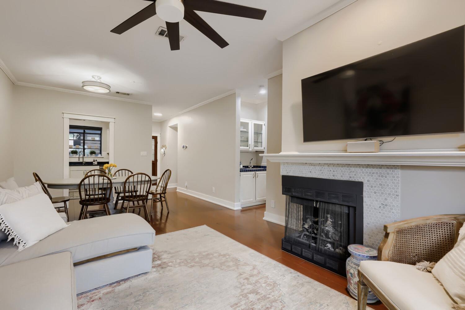 1741 Spyglass DR # 223 Unit: 1-223