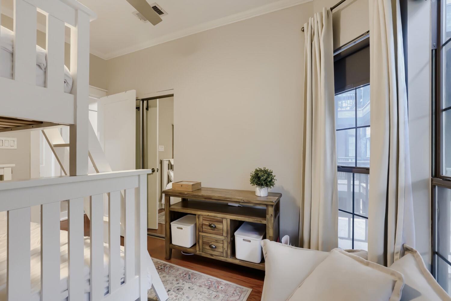 1741 Spyglass DR # 223 Unit: 1-223