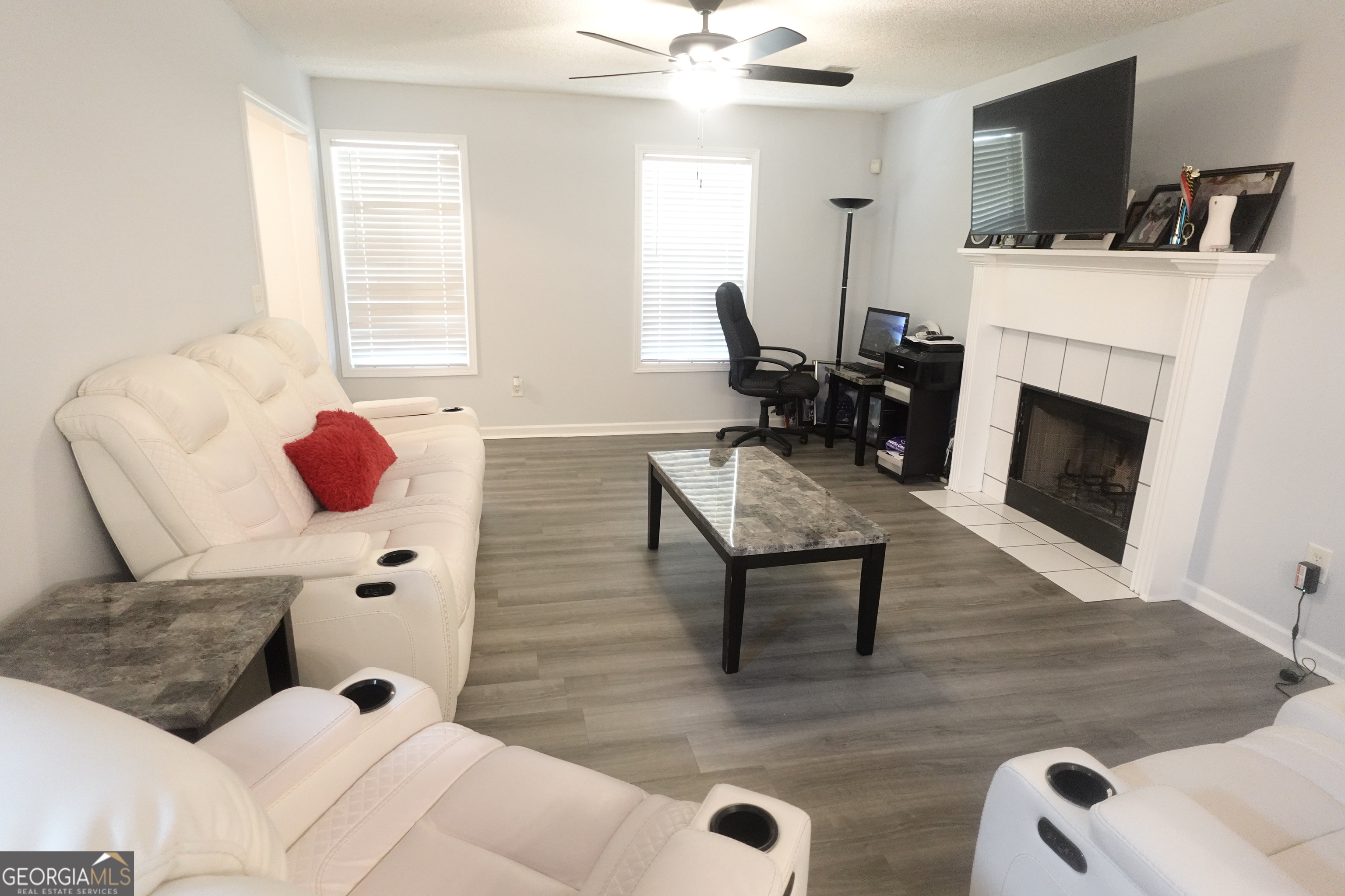 9136 Amberleigh Lane