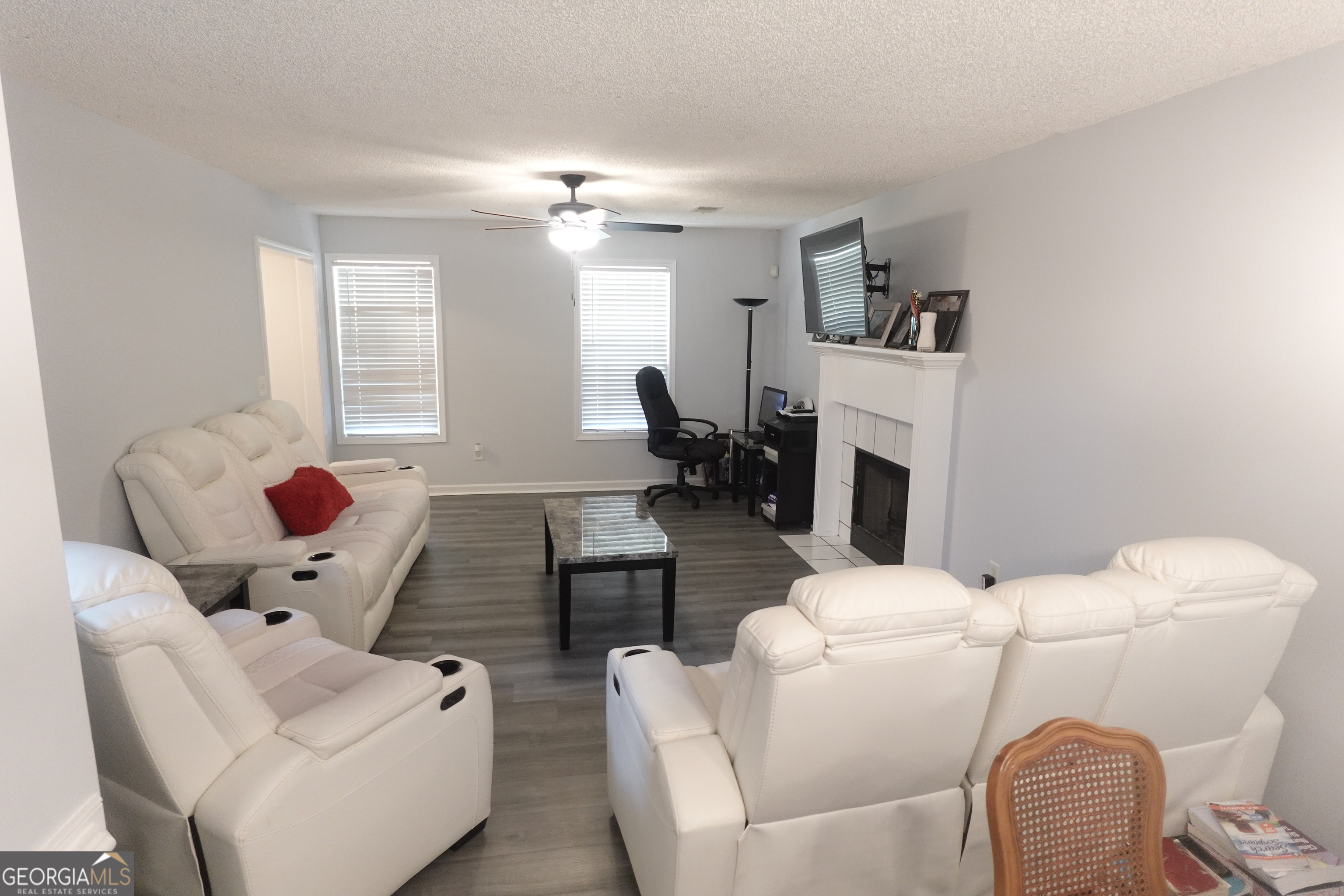 9136 Amberleigh Lane
