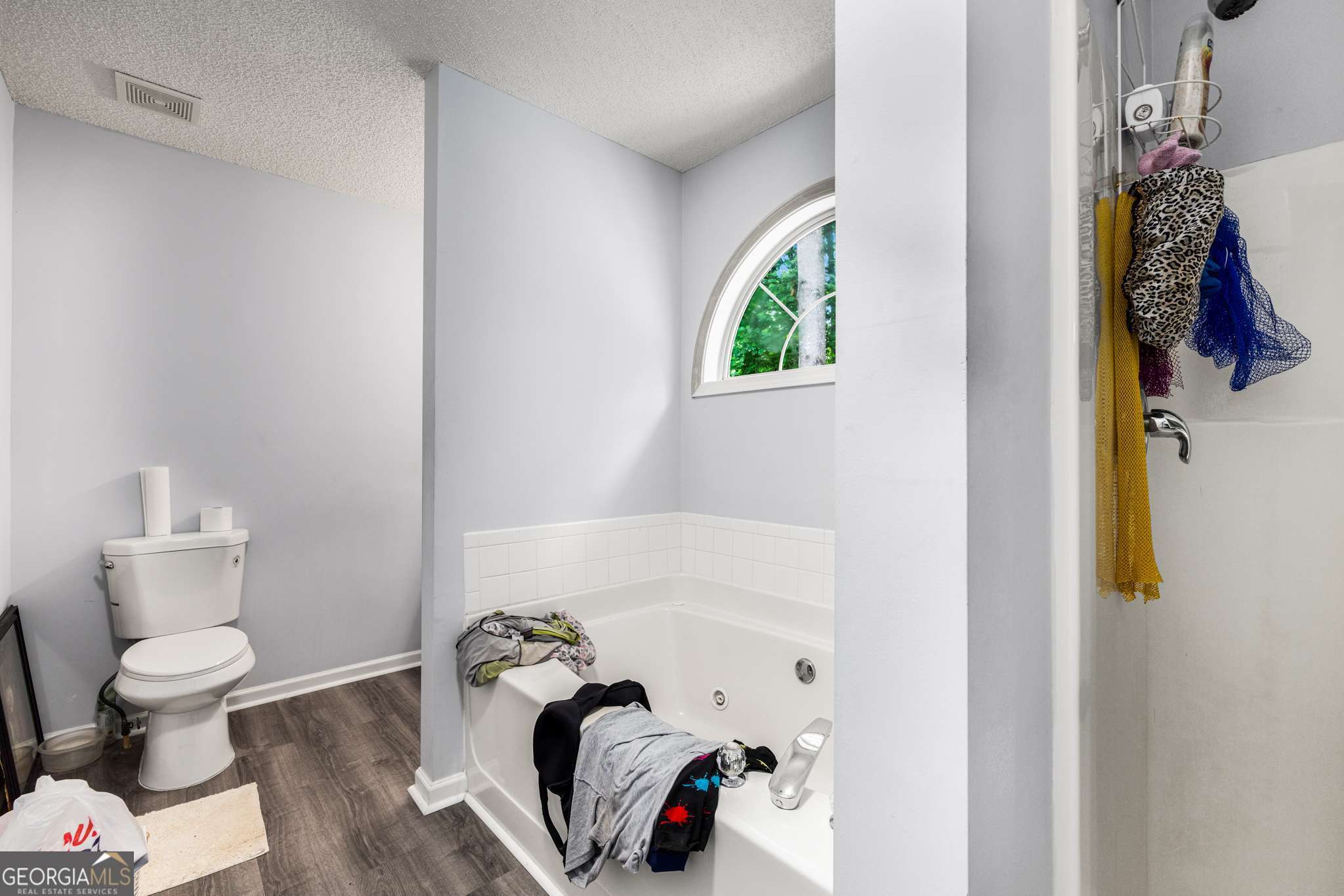 9136 Amberleigh Lane