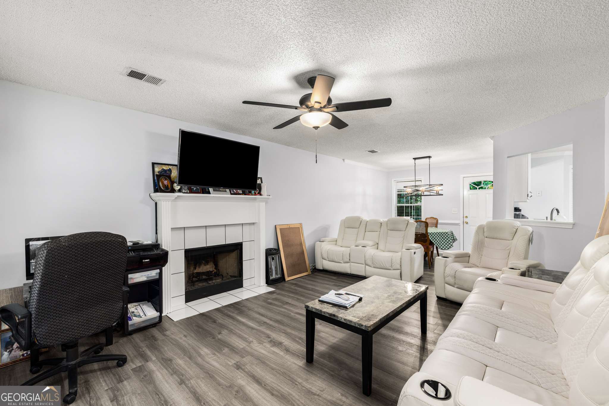 9136 Amberleigh Lane