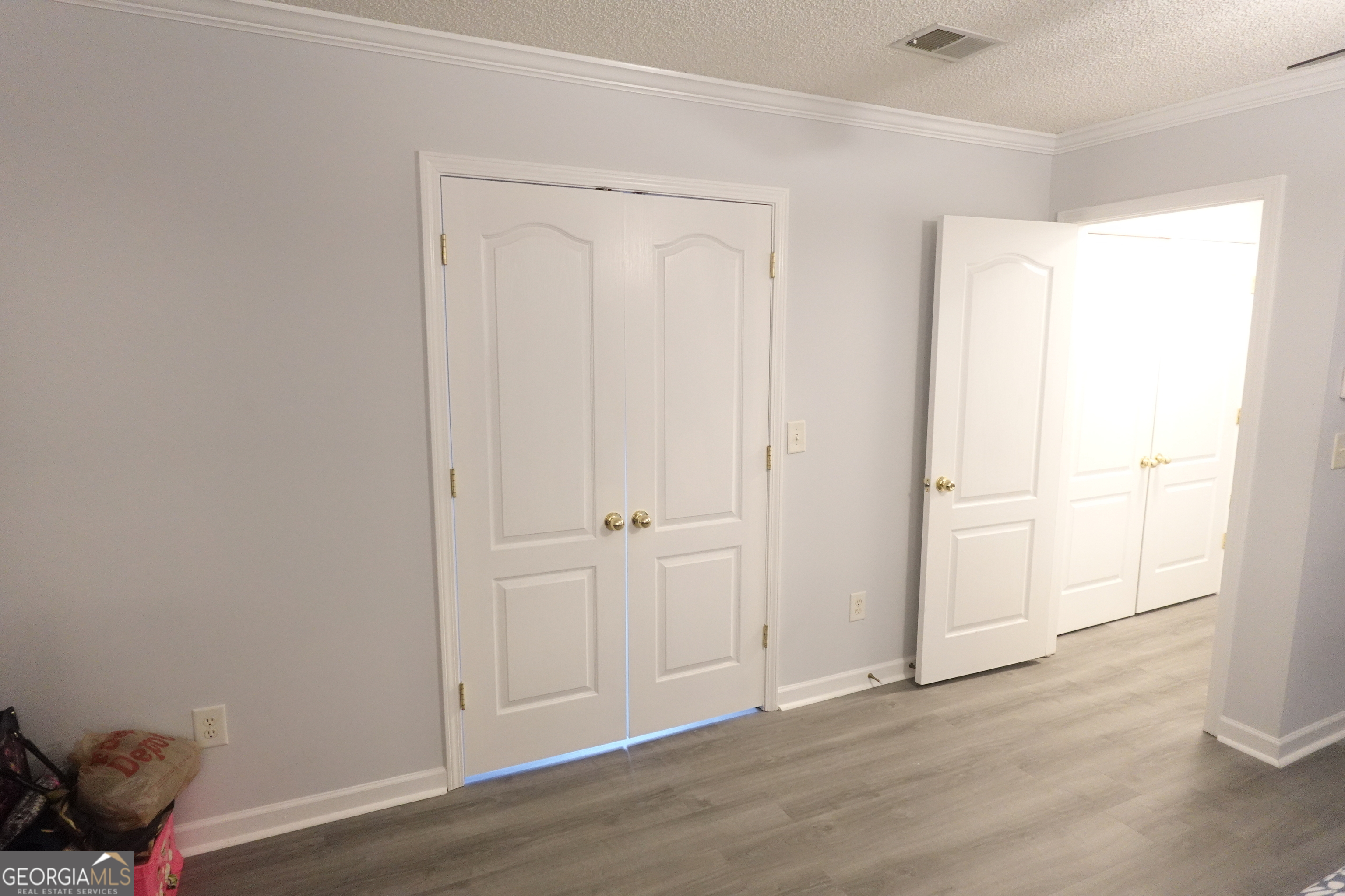 9136 Amberleigh Lane