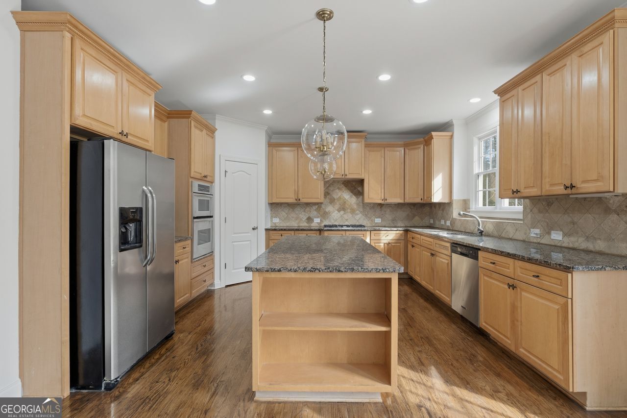 400 KENDRICK Terrace SW