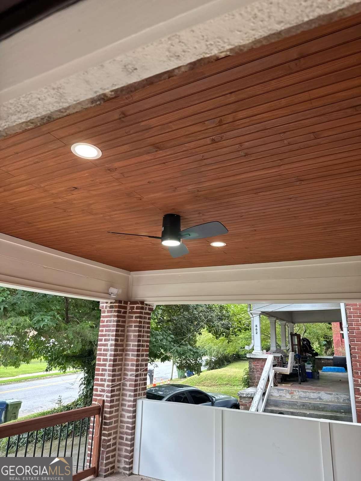 1170 Donnelly Avenue