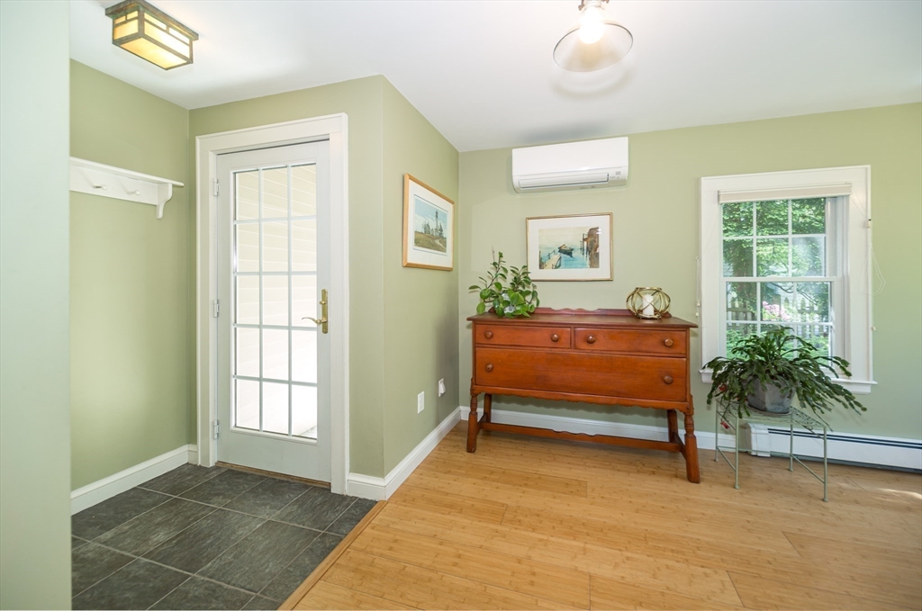 16 Beverly Rd