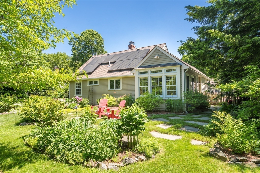 16 Beverly Rd
