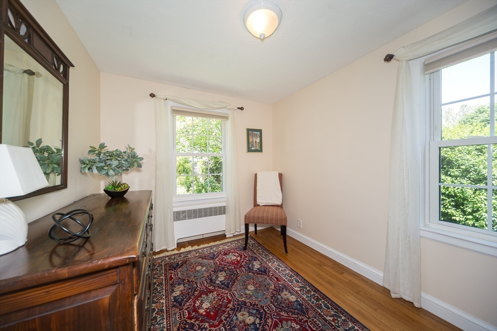 16 Beverly Rd
