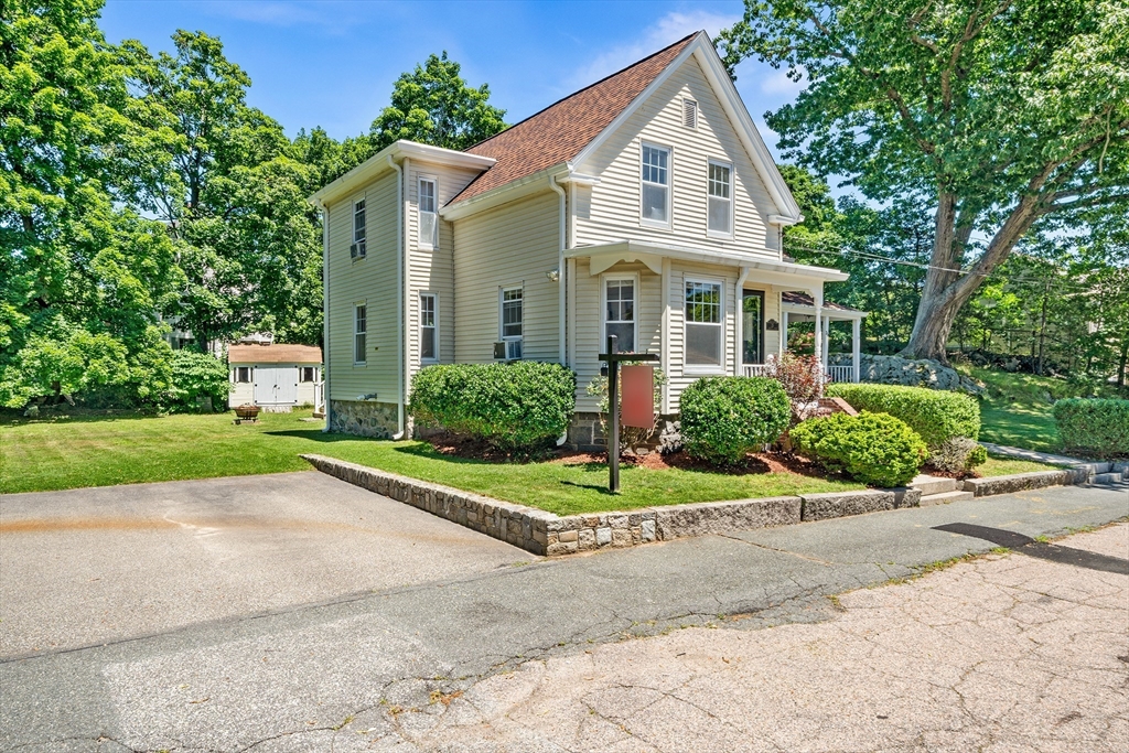 25 Endicott St