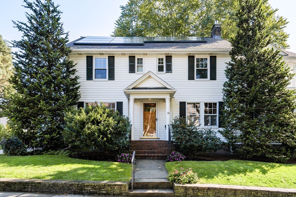 32 Middlecot Street