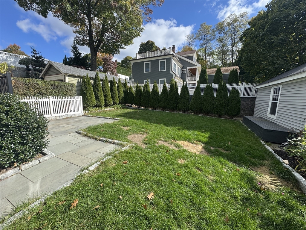 141 Robbins Rd.