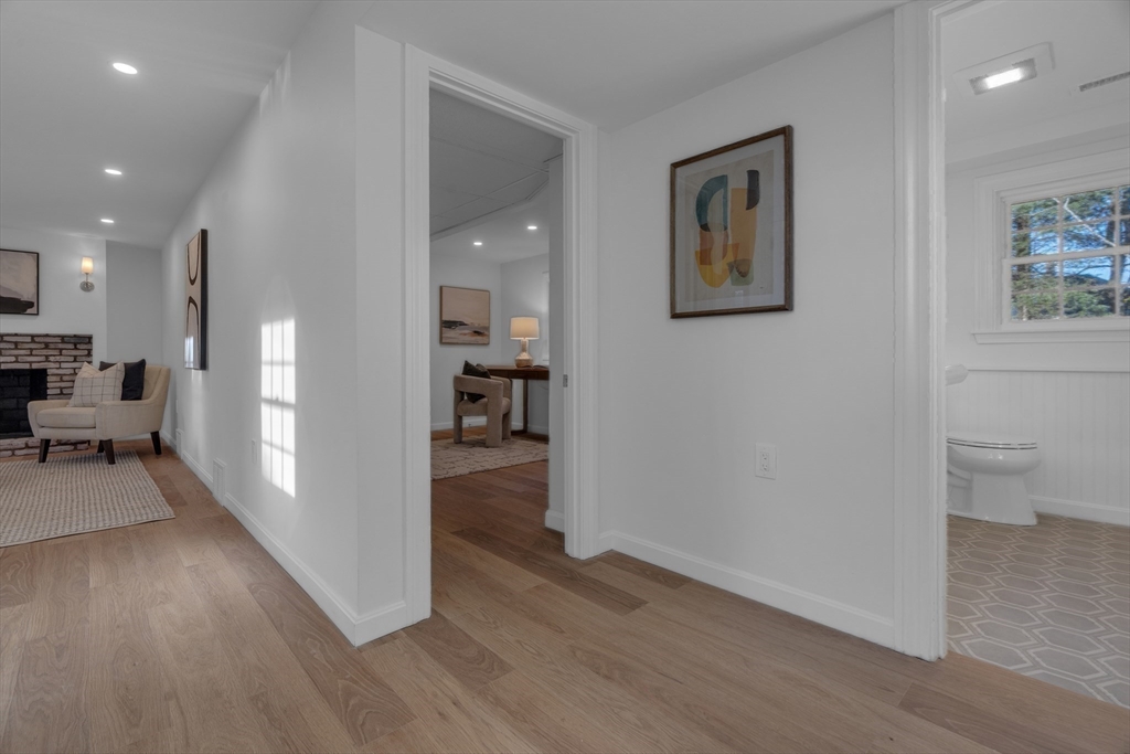 67 Cushing Rd