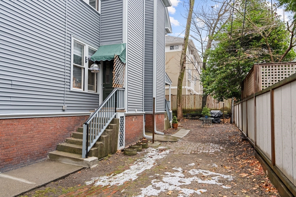 45 Dana Street