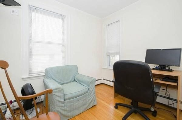 60 Riverside St # 1