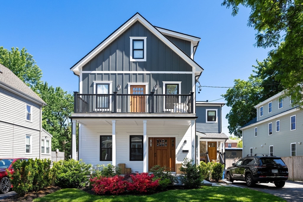 31 Henderson St # 1