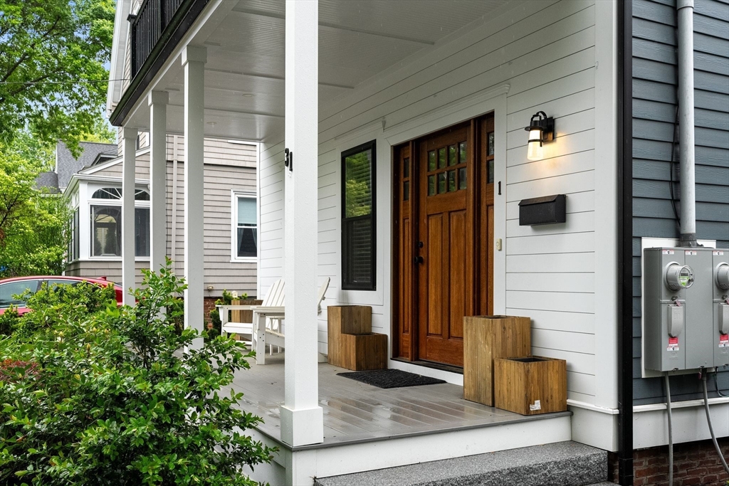 31 Henderson St # 1