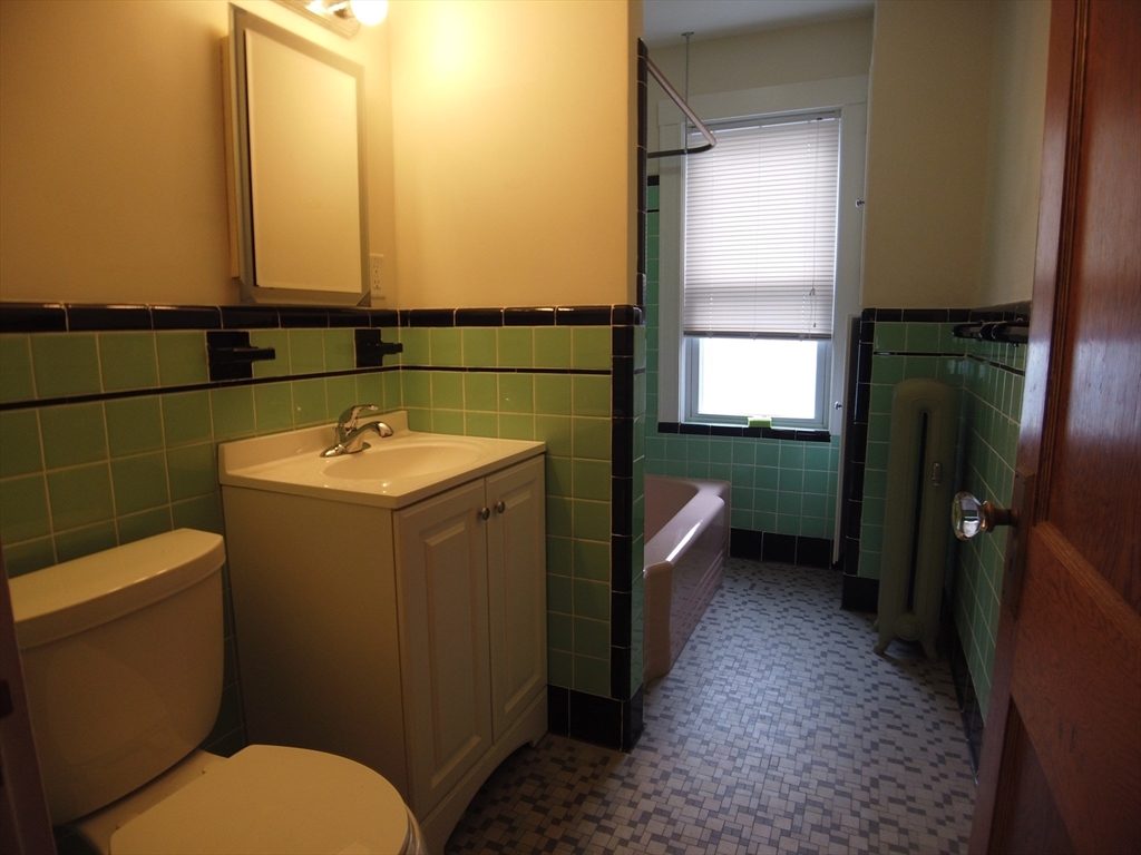 32 Waverley St. # 2