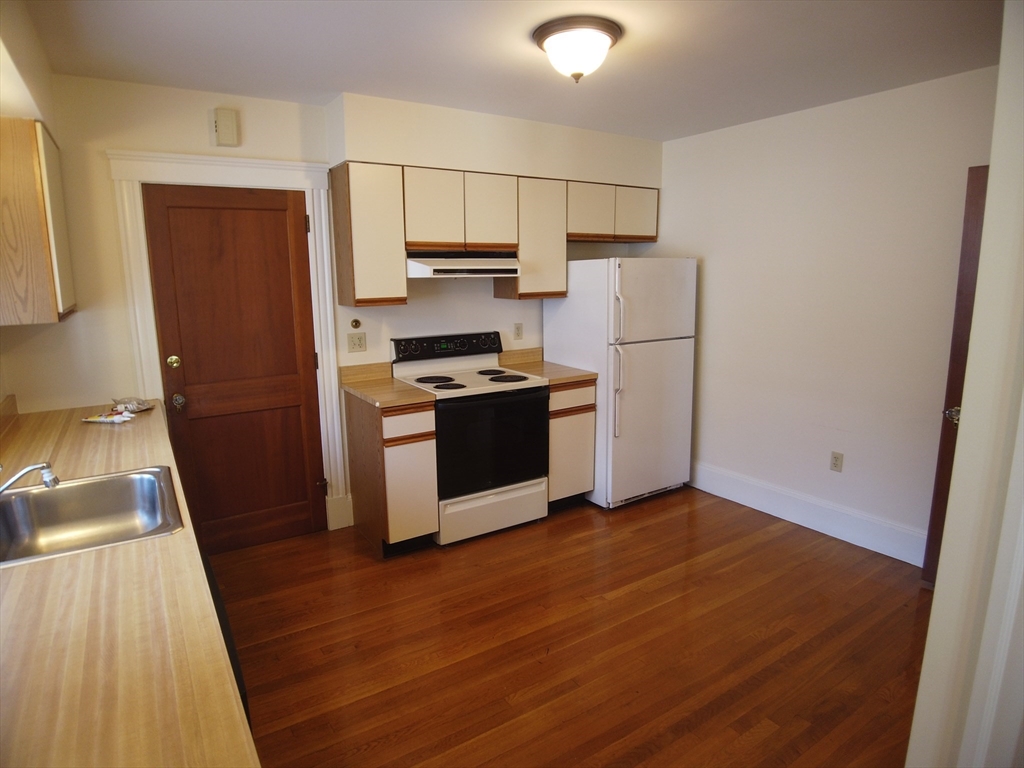 64 Palfrey Rd # 2