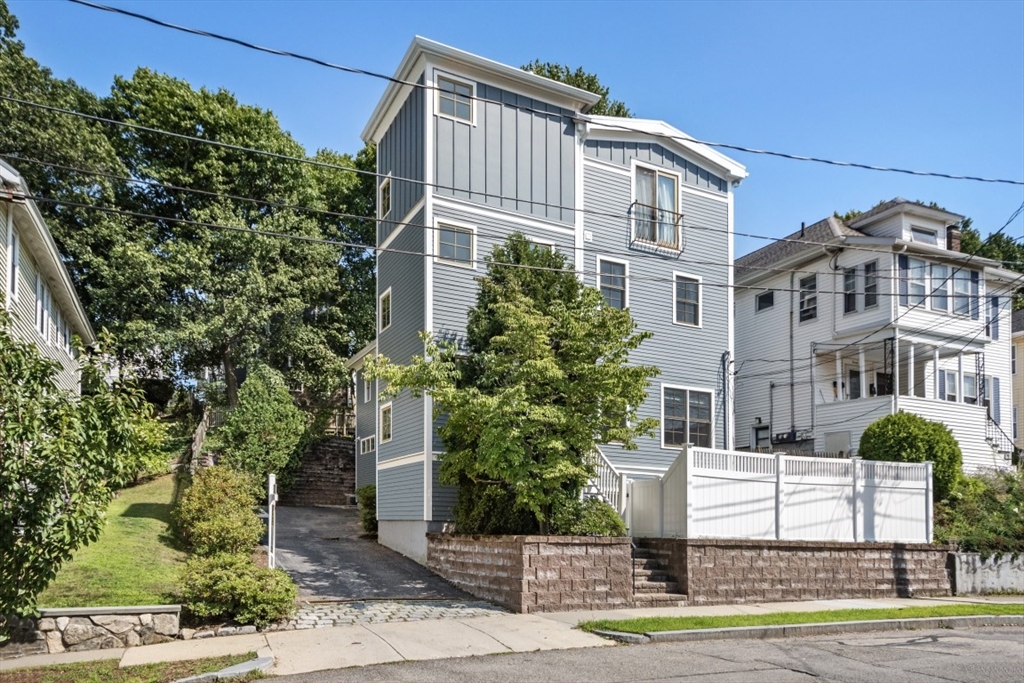 18 Wilson Ave # 18