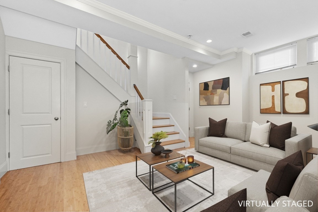 18 Wilson Ave # 18
