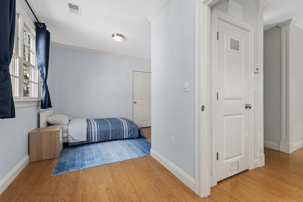 18 Wilson Ave # 18