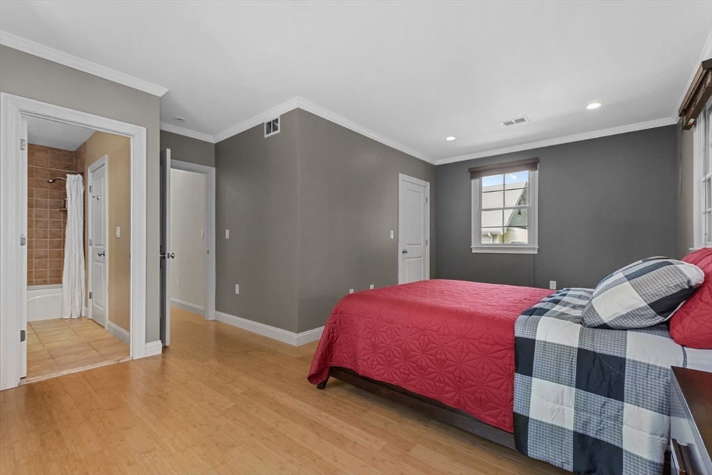 18 Wilson Ave # 18