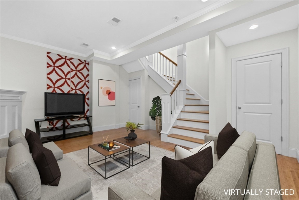 18 Wilson Ave # 18