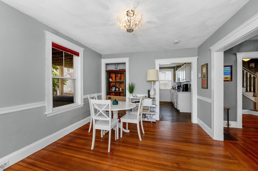 88 Bartlett Ave