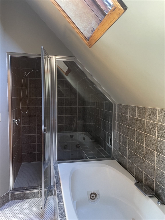 82 Hammond Rd # 3