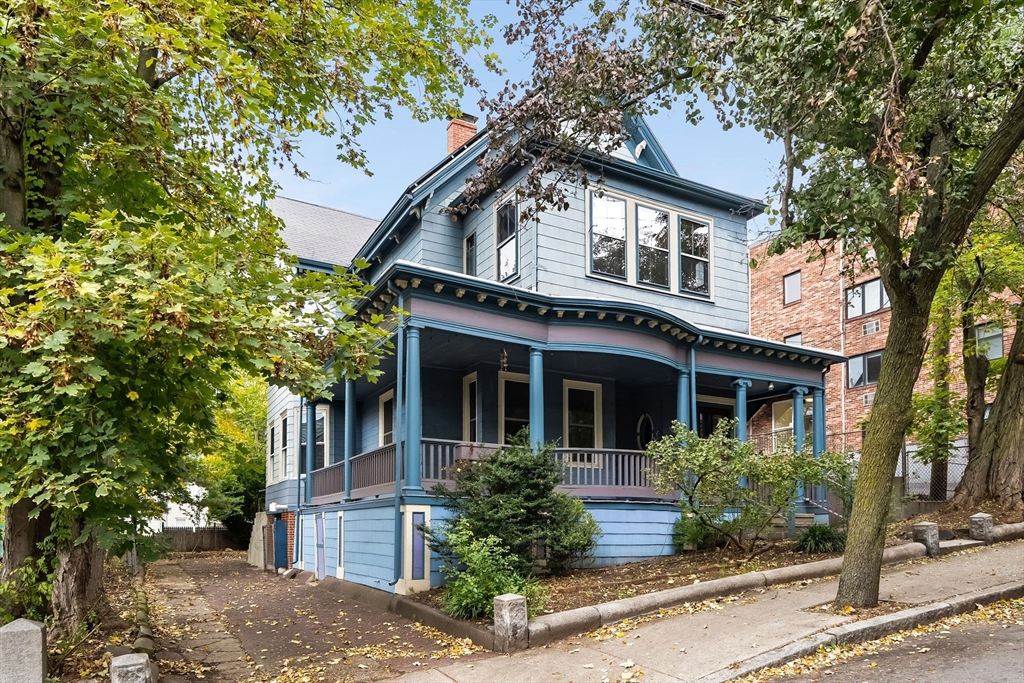 30 Walnut St, Somerville