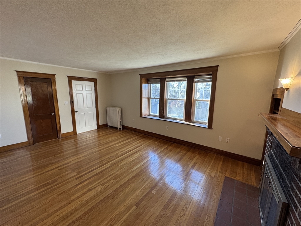 121-123 Hammond St. # 123