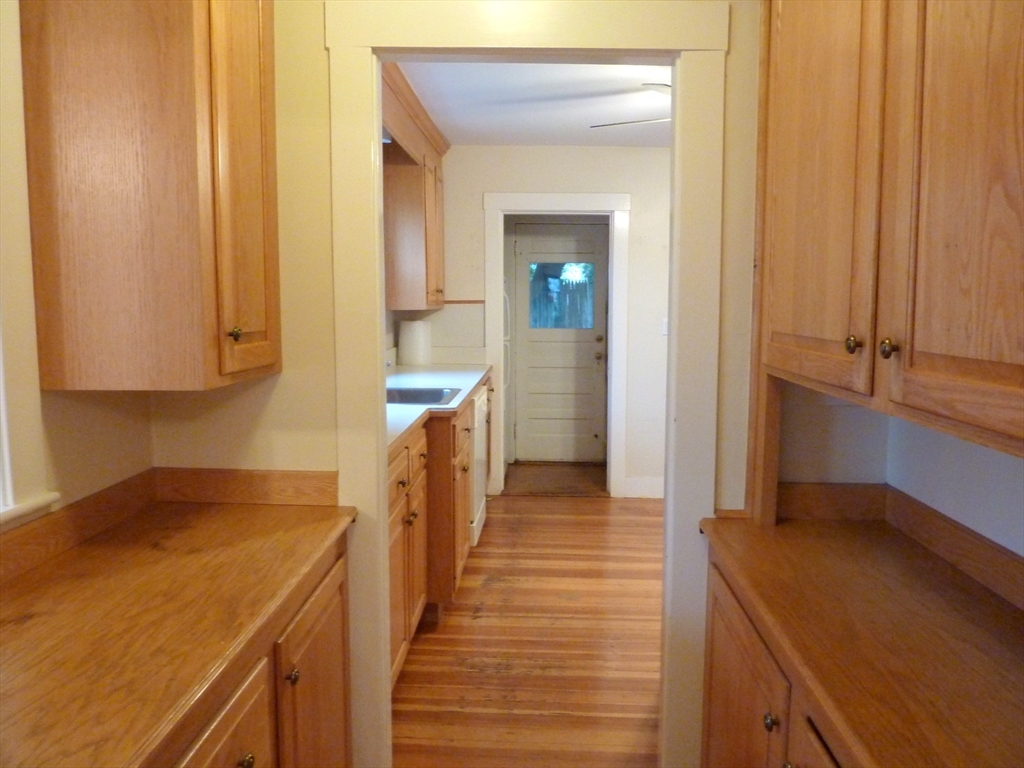 121-123 Hammond St. # 123