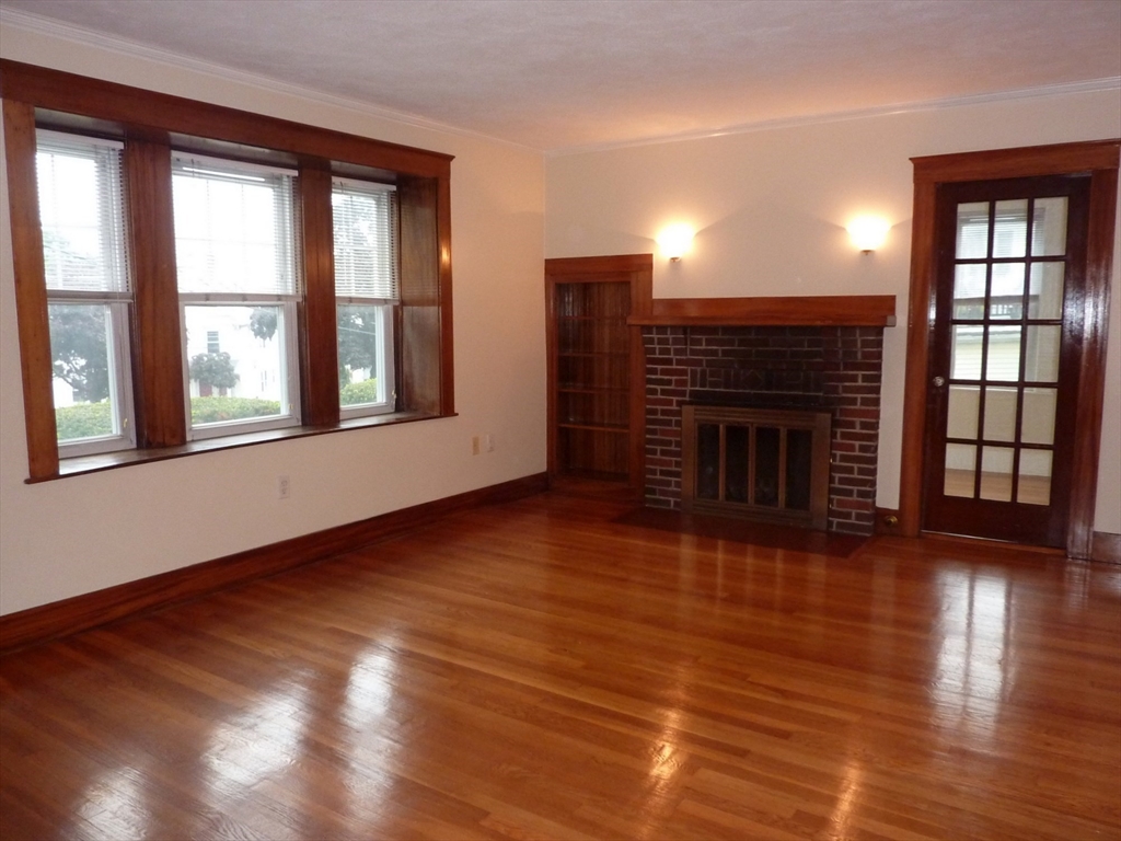 121-123 Hammond St. # 123