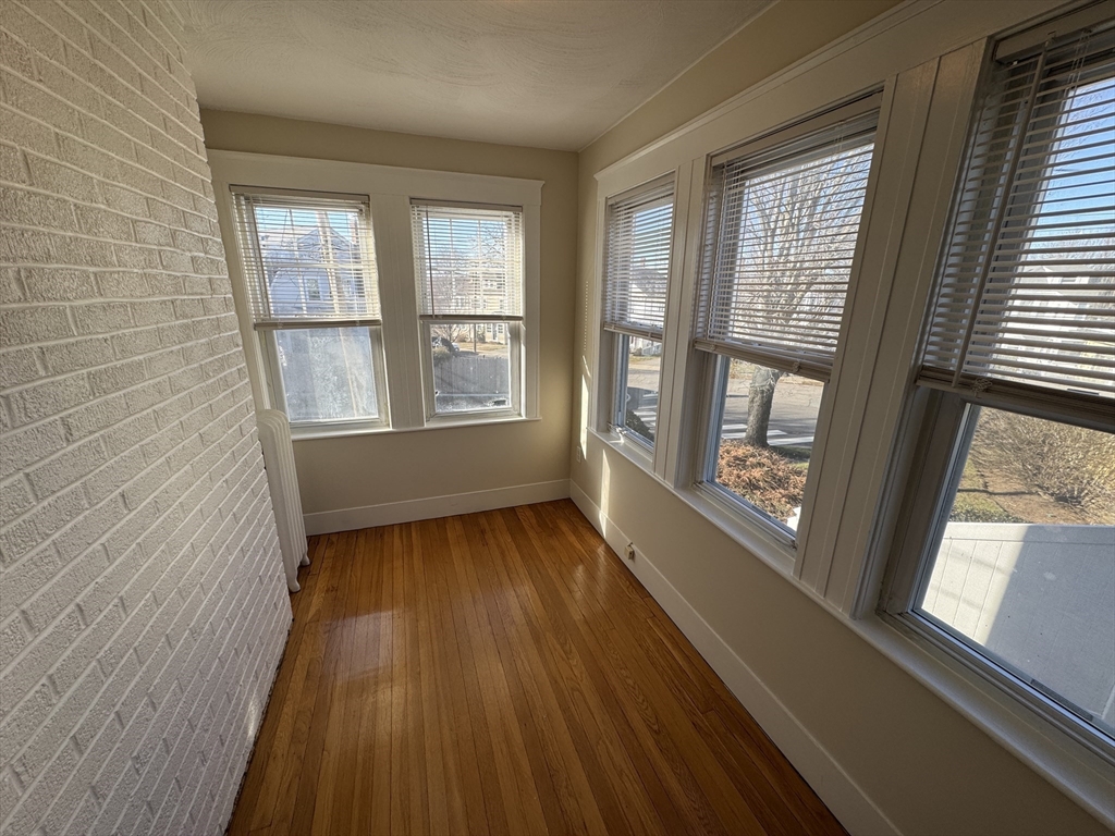 121-123 Hammond St. # 123