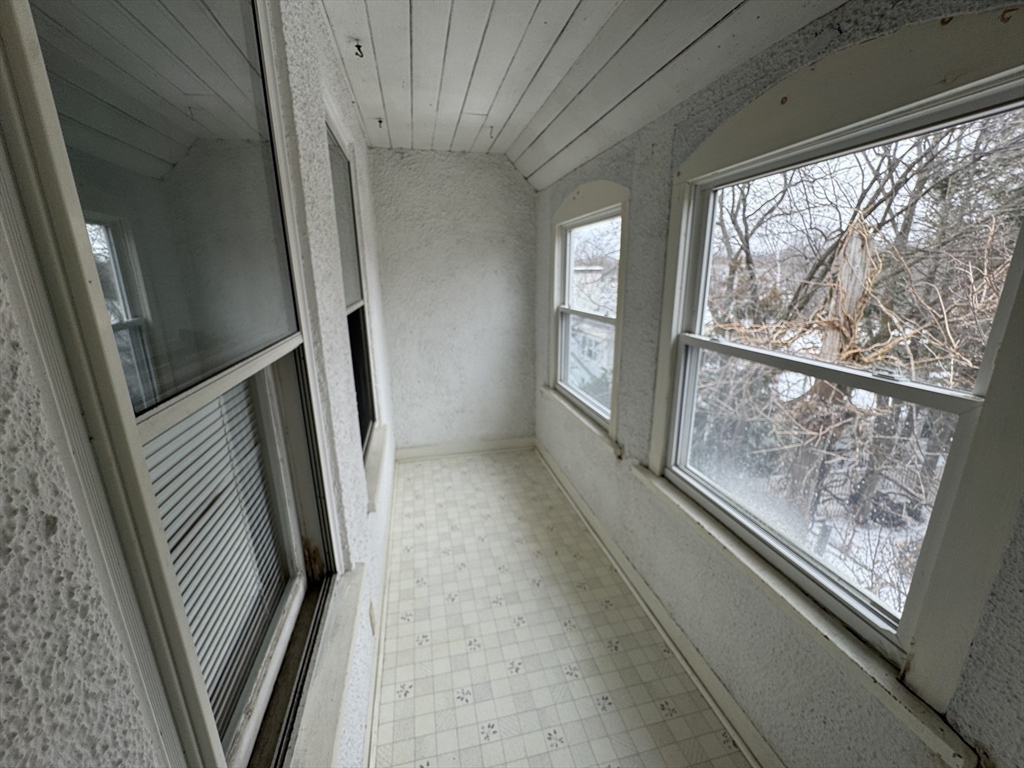 41 Hawthorn St. # 33