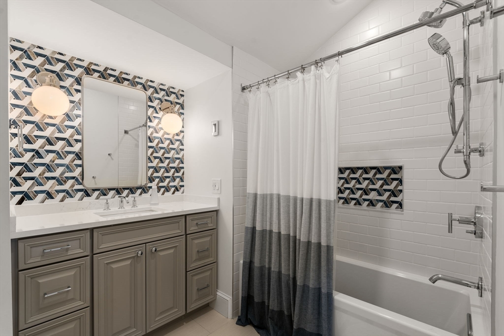 15 Draper Street
