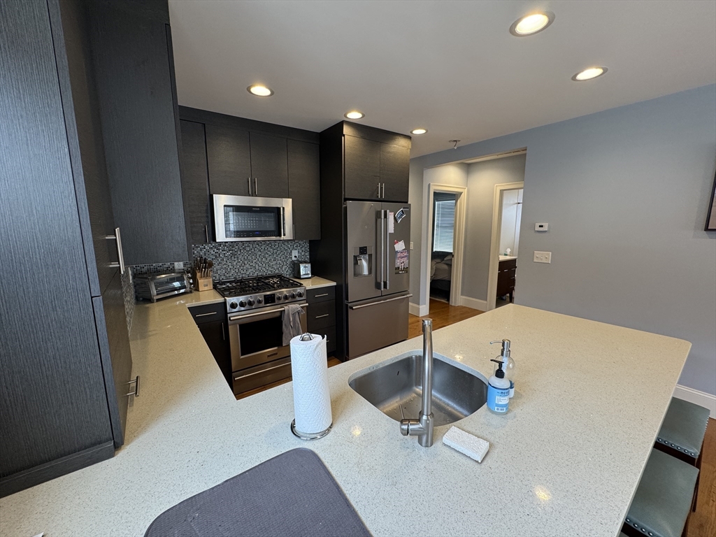 10-12 Chestnut St. # 12