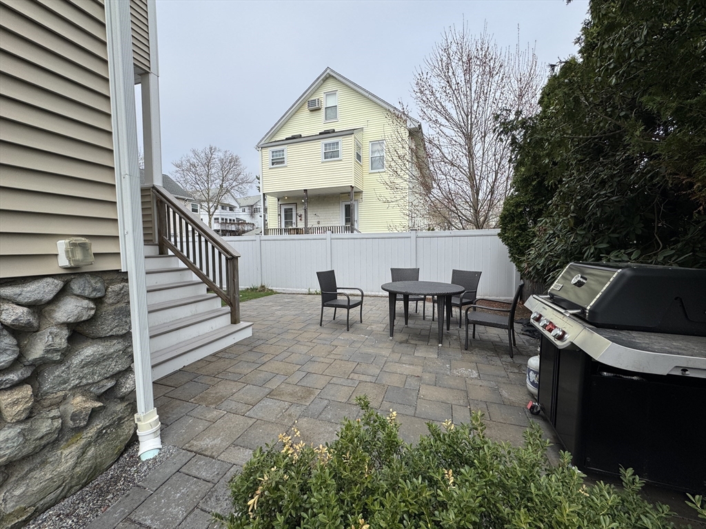 10-12 Chestnut St. # 12