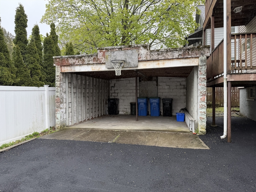 24-26 Benjamin Rd # 24
