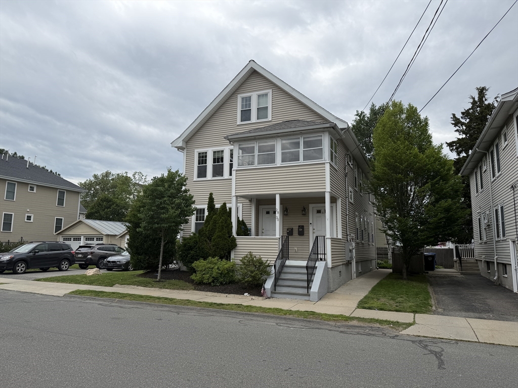 28-30 Chestnut St. # 28