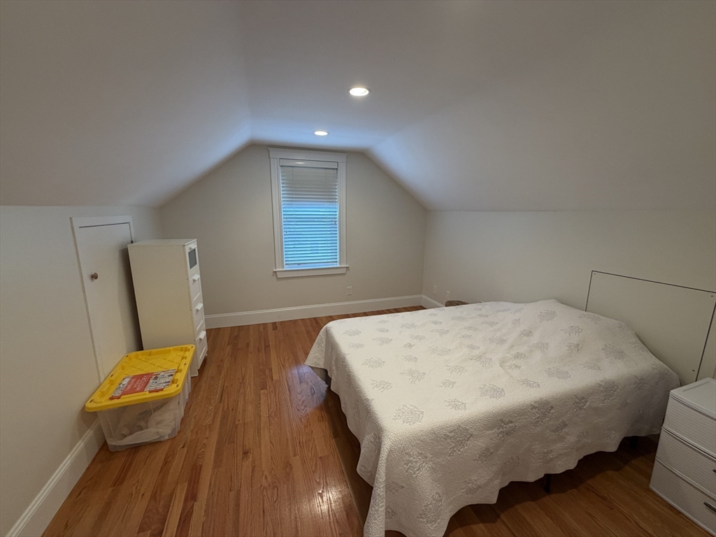 32-34 Chestnut St. # 32