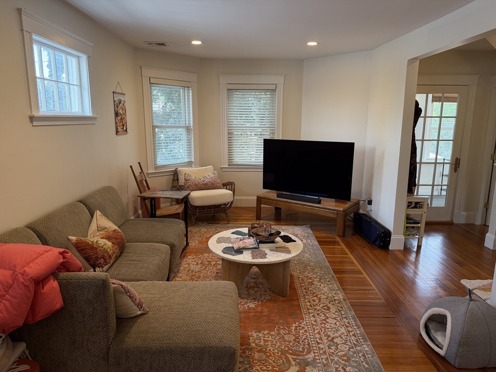 32-34 Chestnut St. # 32