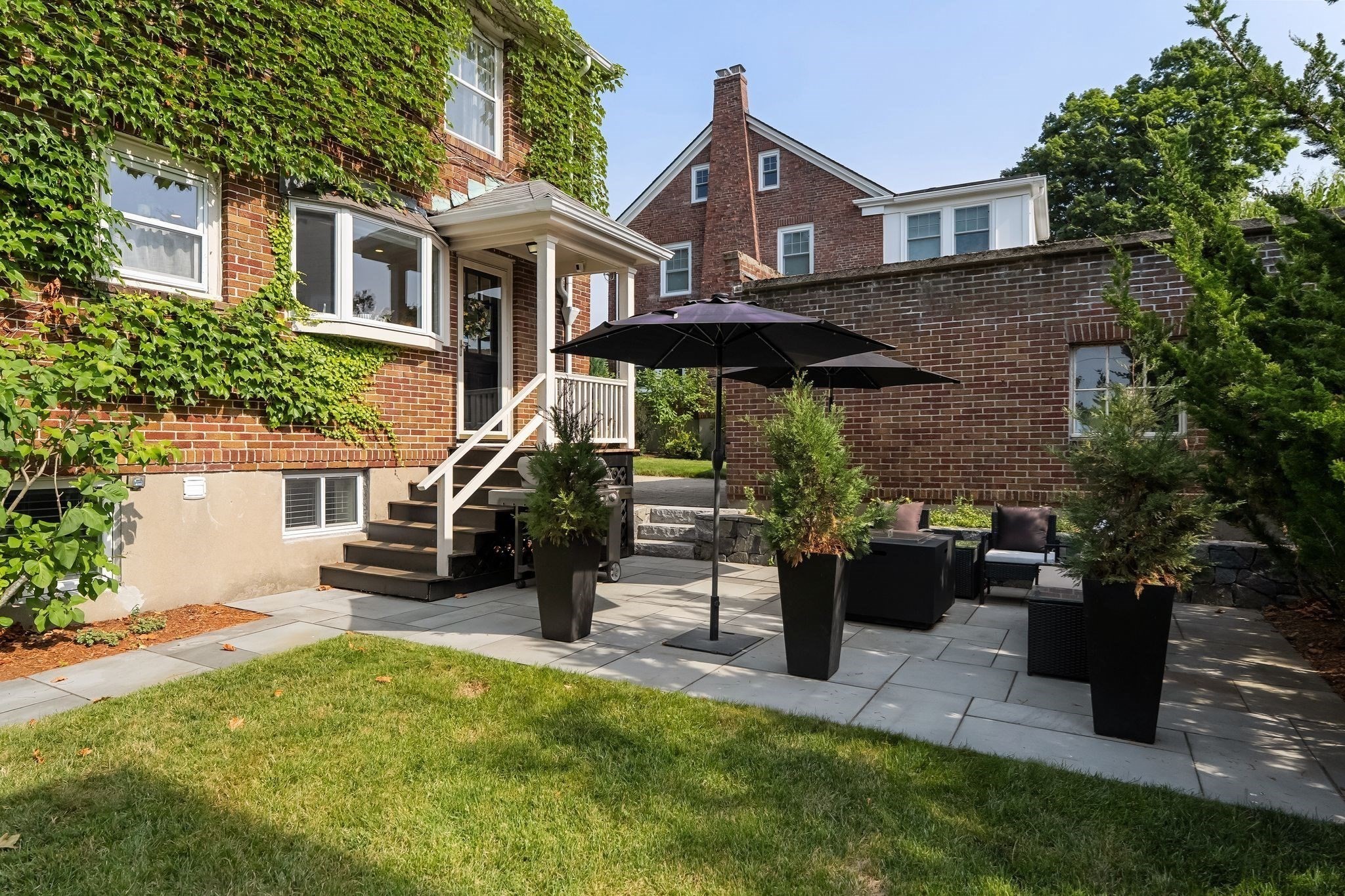 3 Essex Rd