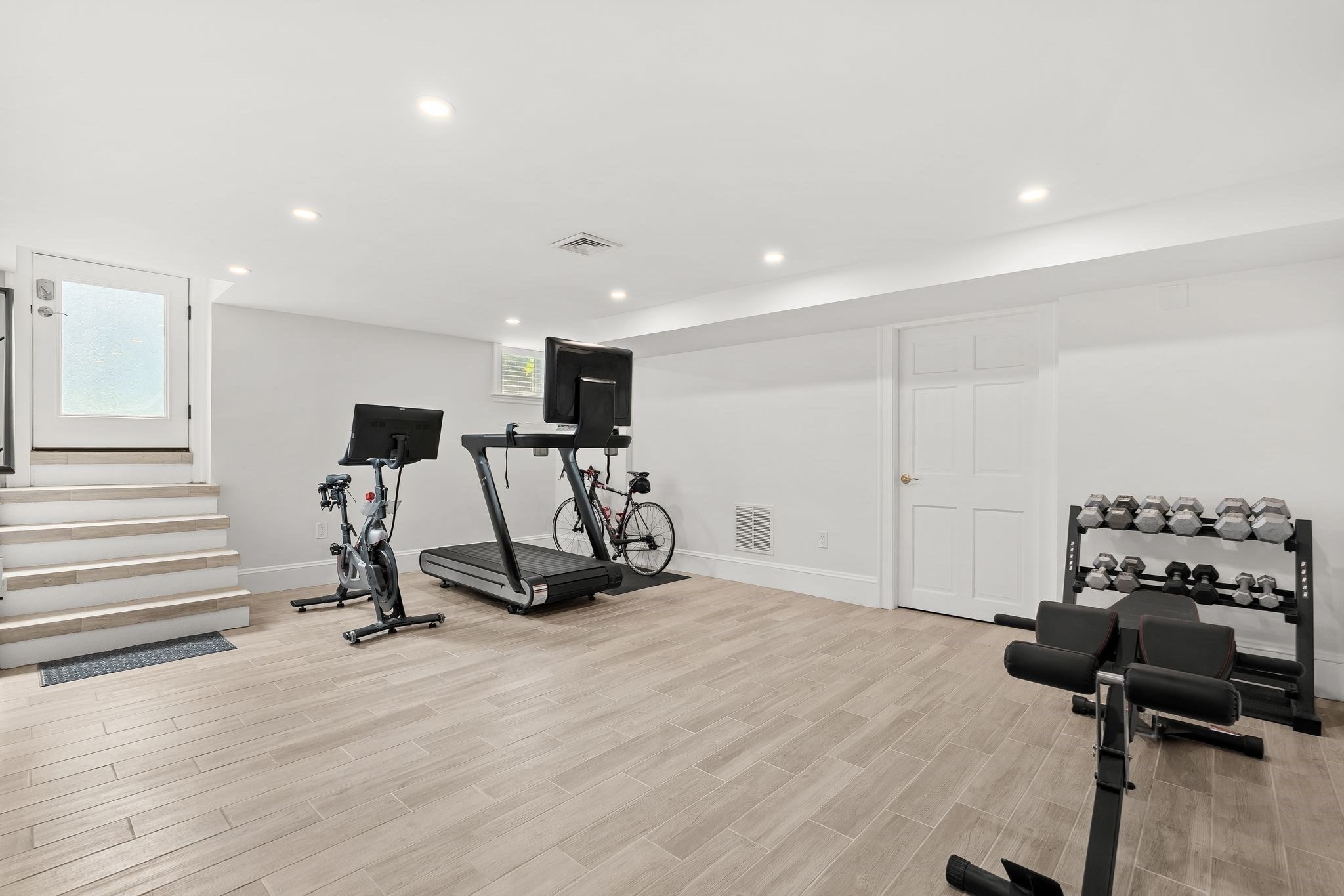 3 Essex Rd