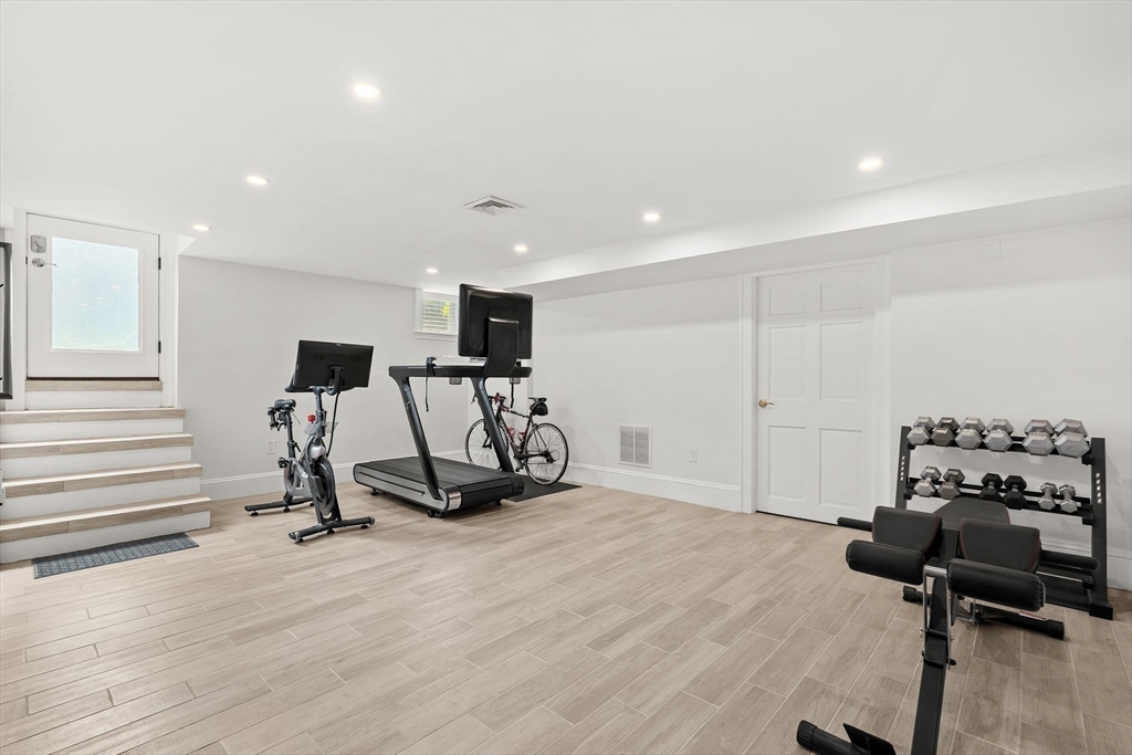 3 Essex Rd
