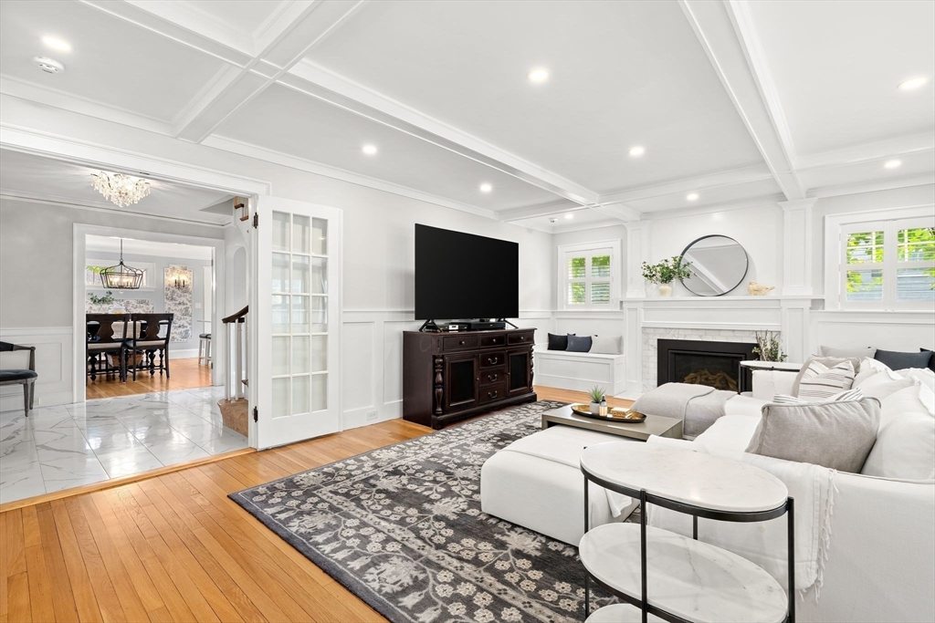 3 Essex Rd