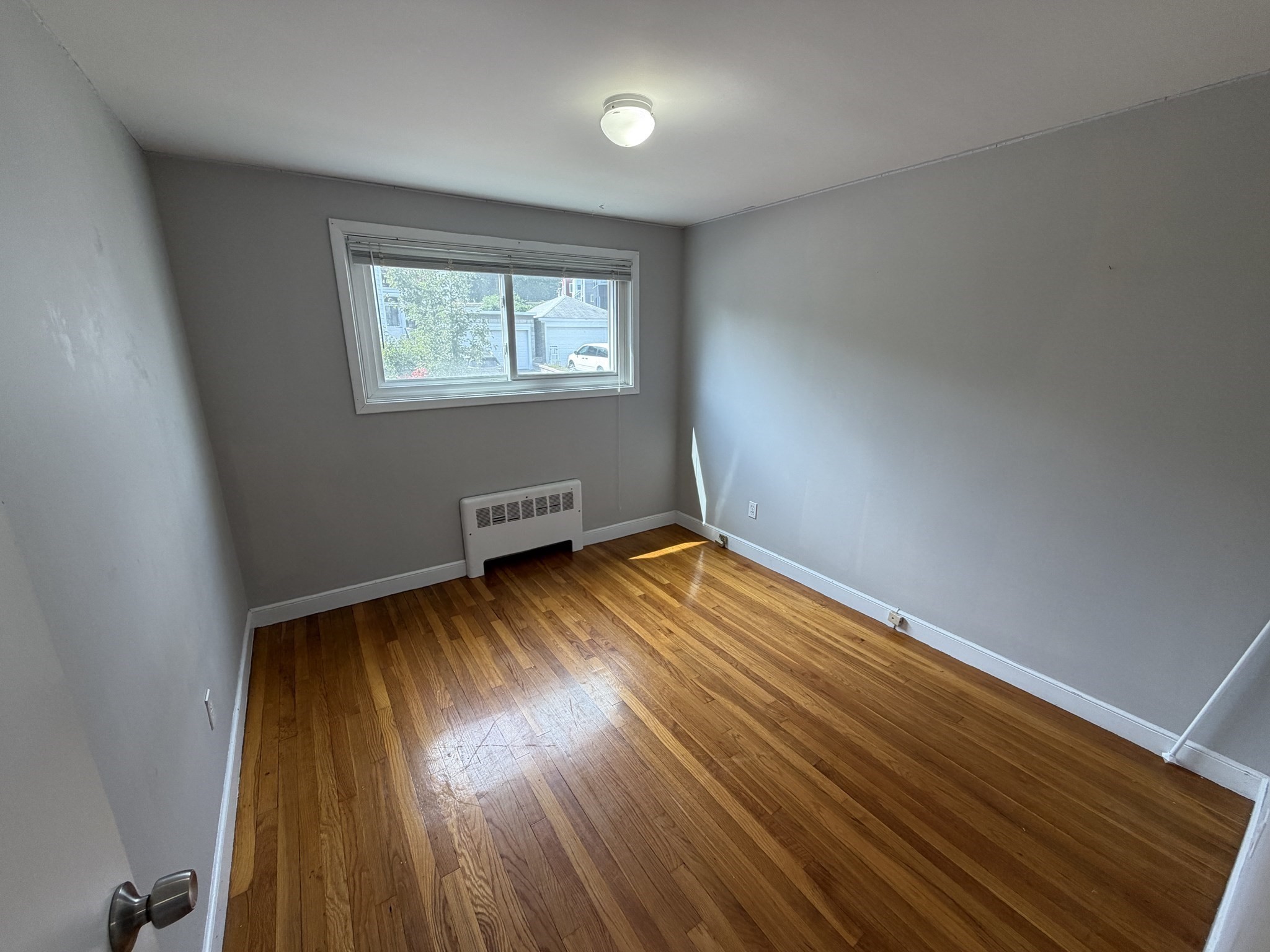 52 Carver Rd E # 1
