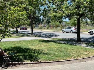 705 Garden DR