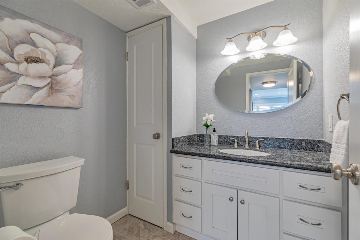 7082 Indian Wells CT